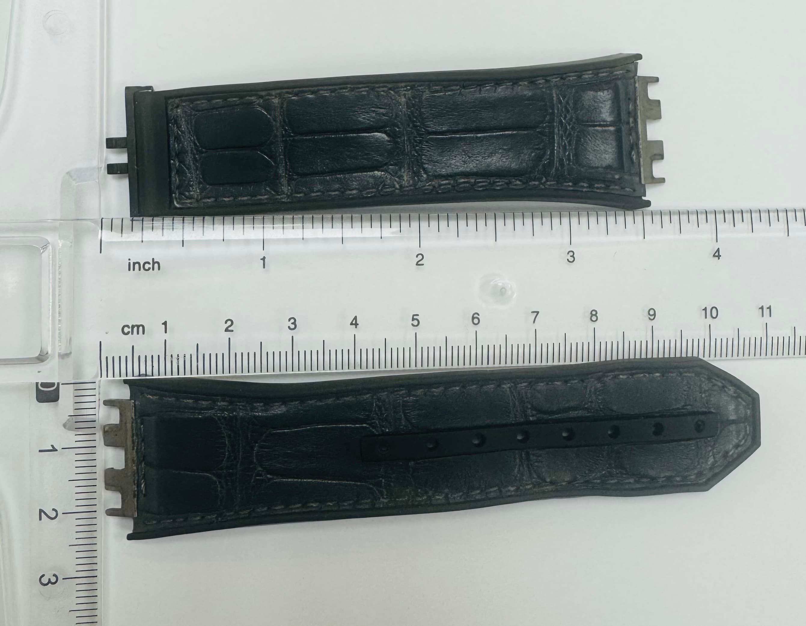 Factory Hublot strap, blue and black rim, widest part 26.0 mm,
