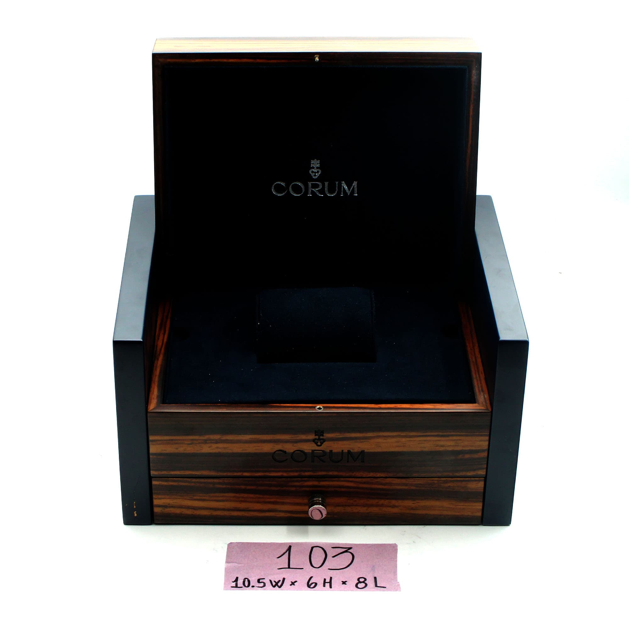 Box Corum 10.5W x 6H x 8L